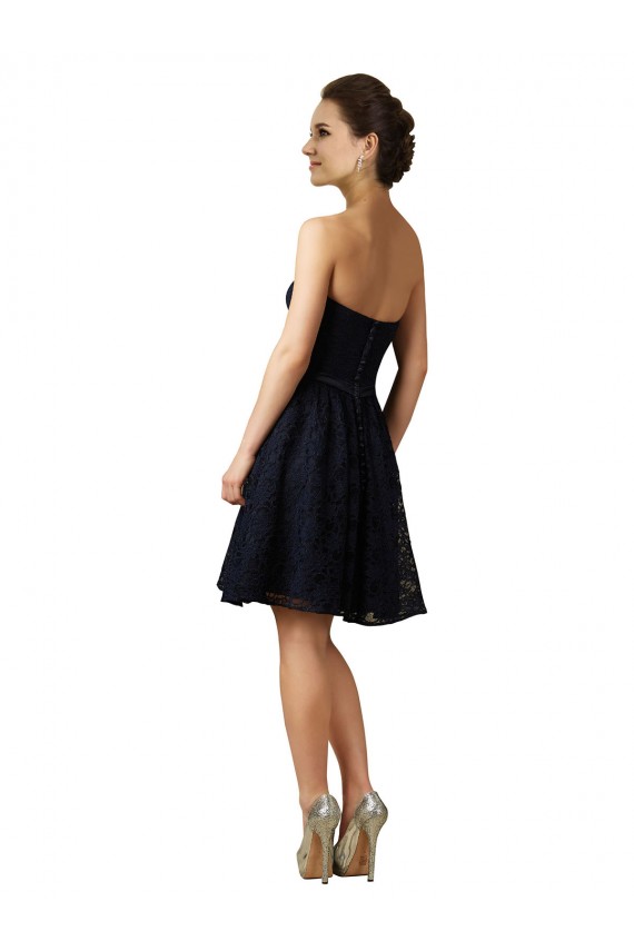 Compra Azul marina oscuro línea A Cuello en V Encaje Corto Vestidos de dama de honor / Vestidos de cóctel