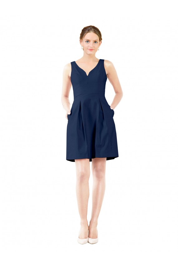 Compra Azul marina oscuro línea A Cuello en V Satén Corto Vestidos de dama de honor / Vestidos de cóctel