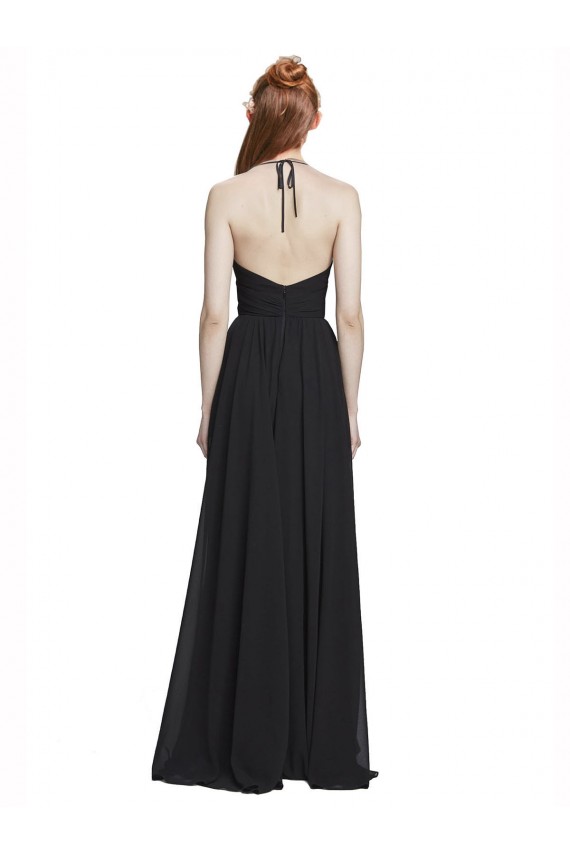 Compra Azul marina oscuro línea A Halter Cuello en V Gasa Largo Vestidos de dama de honor