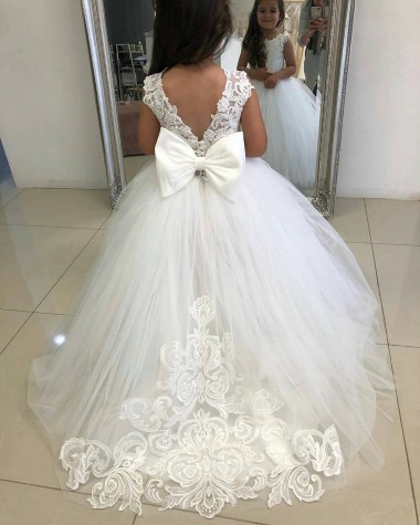 Marfil Barco Cola capilla Tul Encaje Largo vestidos de niña de las flores Baratos