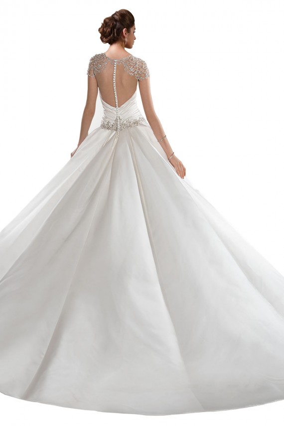Compra Marfil línea A Cuello de Corazón Cola capilla Satén Vestidos de novia