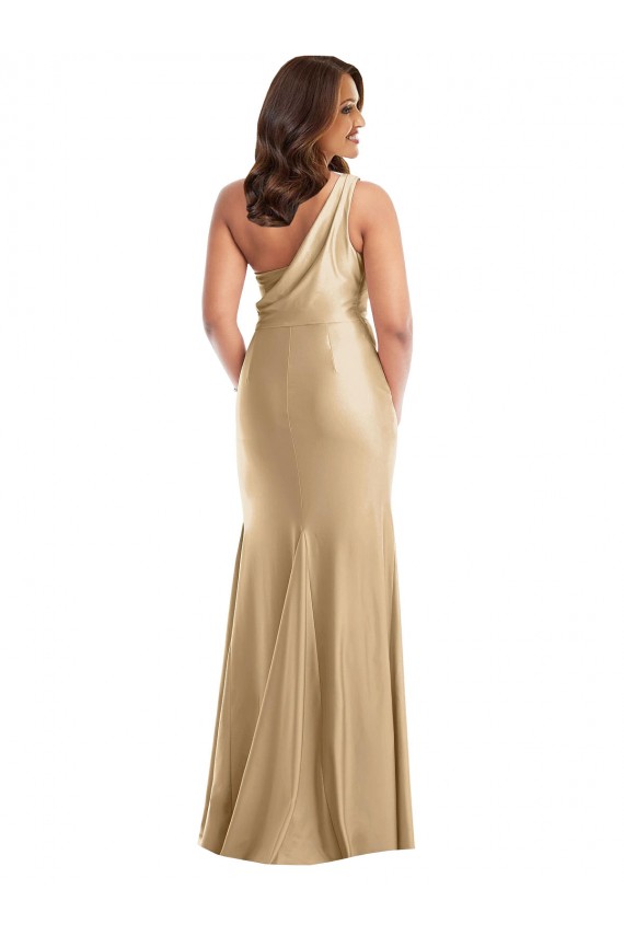 Compra Oro suave Sirena Un Hombre Satén sedoso Largo Formales Vestidos de dama de honor / Vestidos de fiesta
